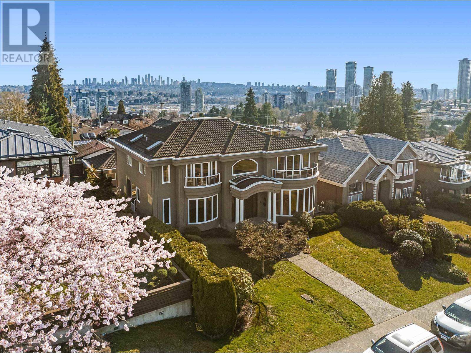 5770 CHARLES STREET, Burnaby