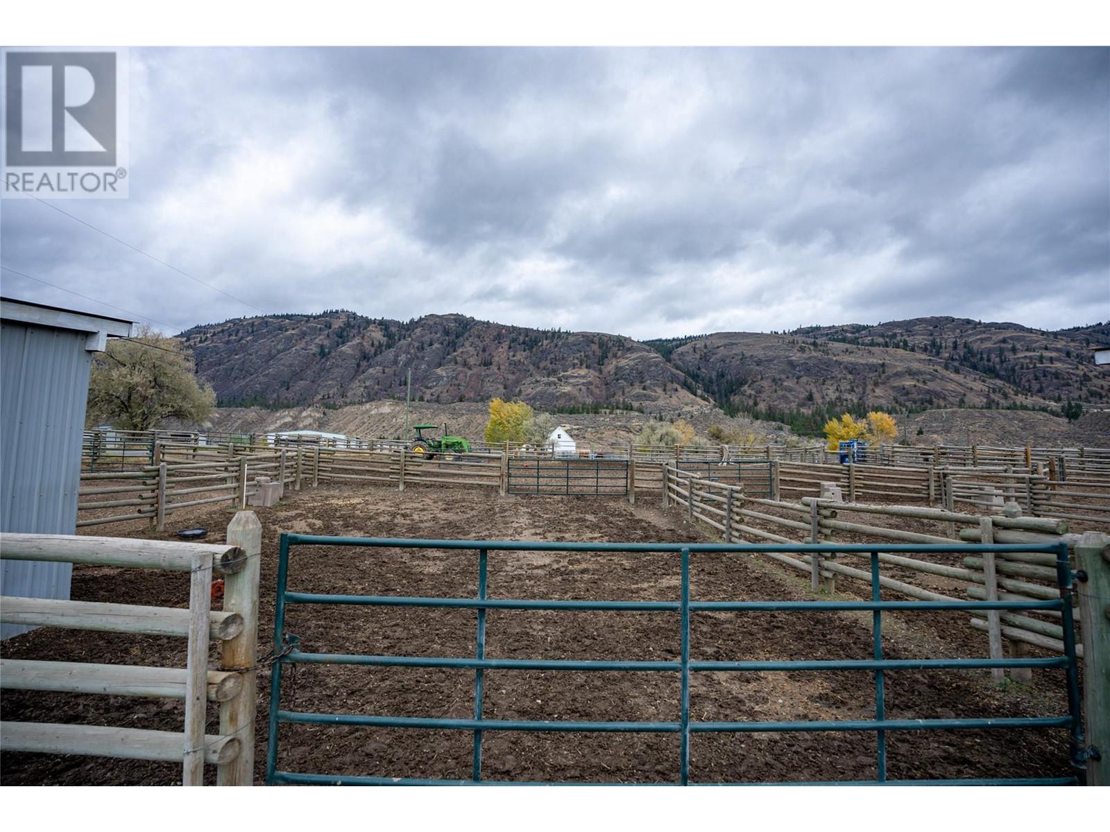 392 TEAL Road Kamloops