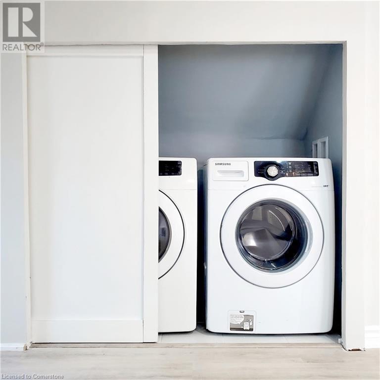 116 Fairholt Road Unit# 4, Hamilton, Ontario  L8M 2T7 - Photo 11 - 40674705