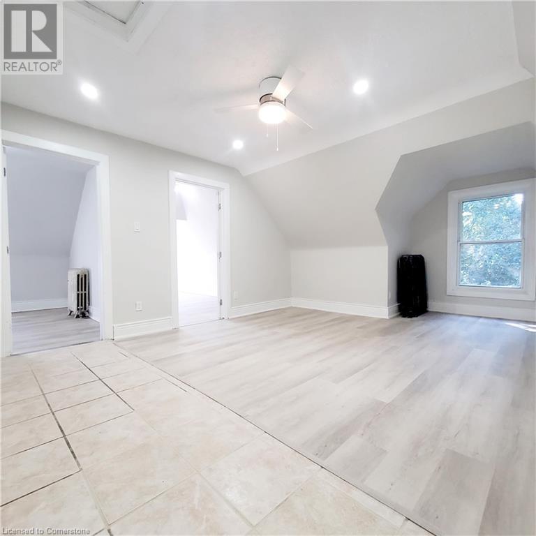 116 Fairholt Road Unit# 4, Hamilton, Ontario  L8M 2T7 - Photo 3 - 40674705