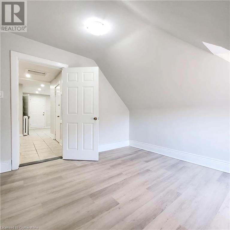 116 Fairholt Road Unit# 4, Hamilton, Ontario  L8M 2T7 - Photo 6 - 40674705