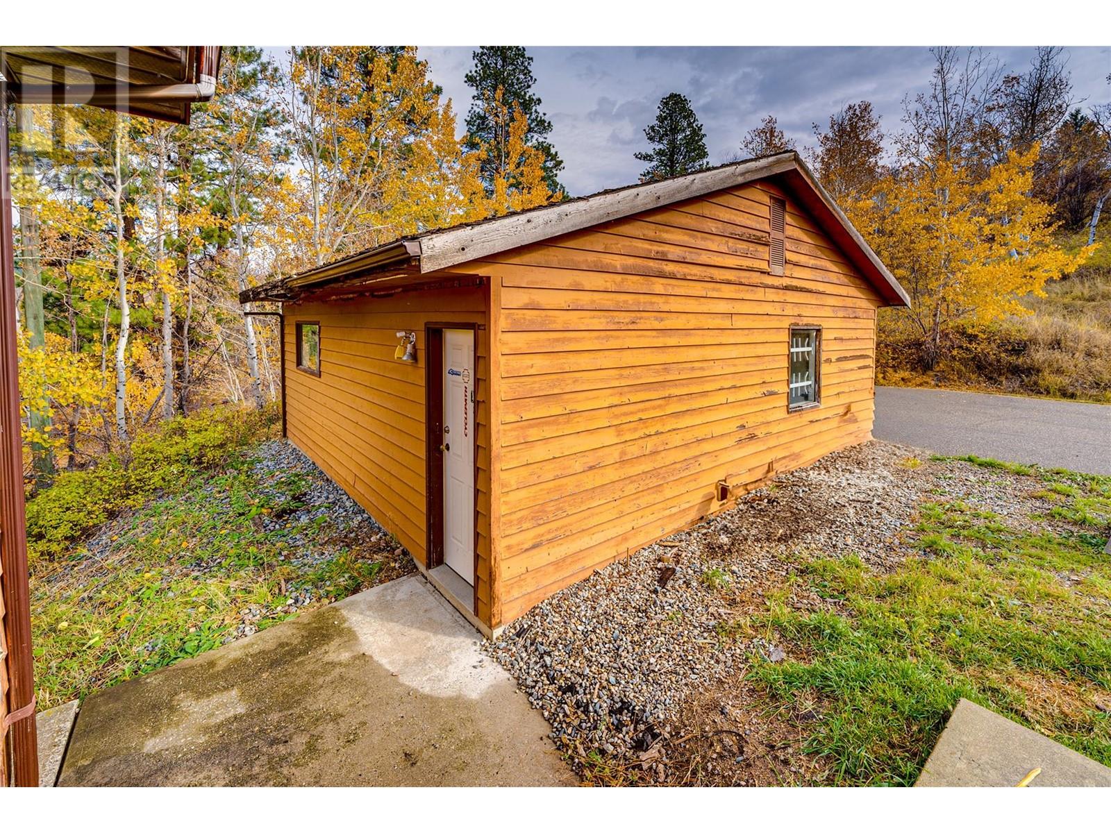 18455 Hereford Road, Lake Country, British Columbia  V4V 1B6 - Photo 47 - 10326982