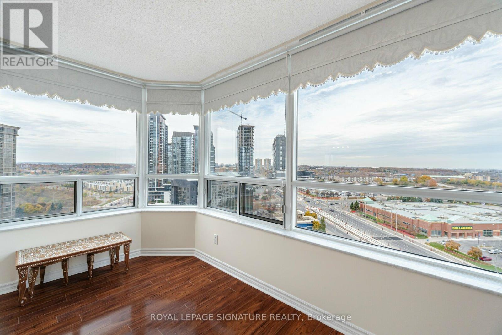 1705 - 35 Kingsbridge Garden Circle, Mississauga, Ontario  L5R 3Z5 - Photo 19 - W10408551