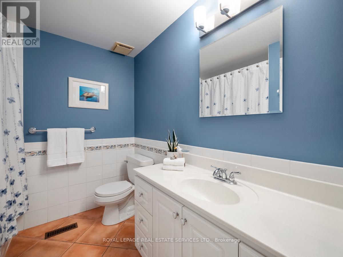 1 Rathburn Road, Toronto, Ontario  M9A 3L5 - Photo 27 - W10408750