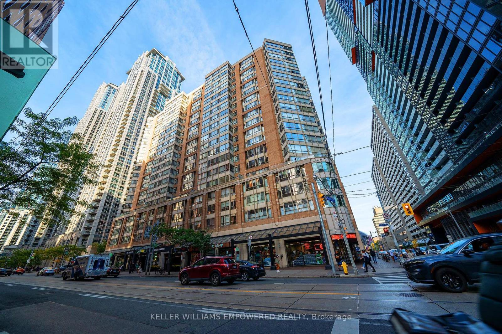 1210 - 717 Bay Street, Toronto, Ontario  M5G 2J9 - Photo 27 - C10408706