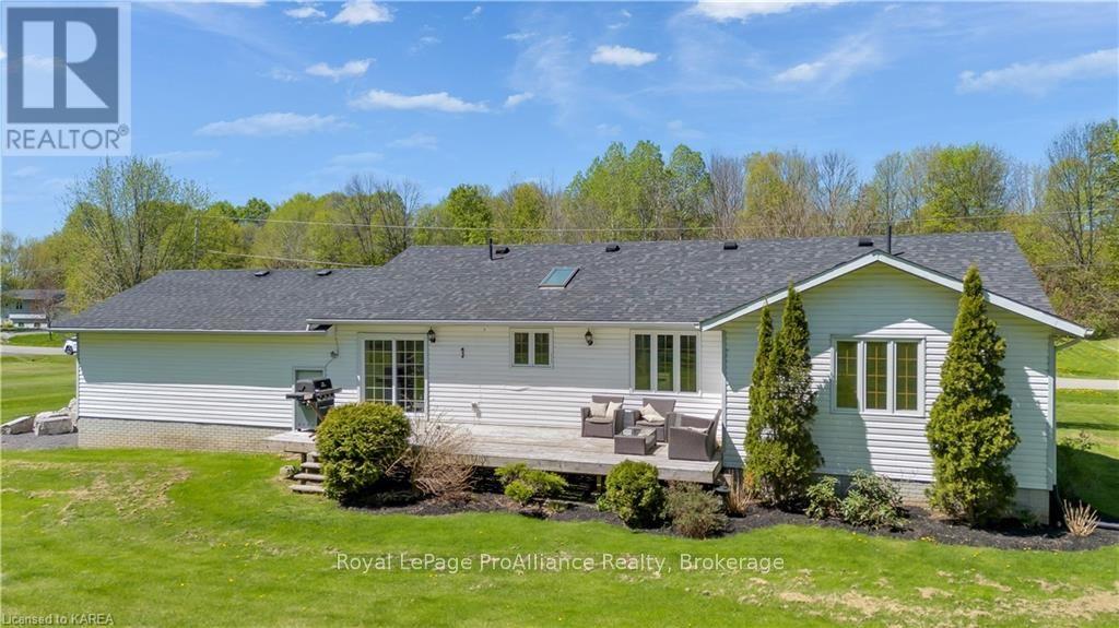 6168 Revell Road, South Frontenac (Frontenac South), Ontario  K0H 2W0 - Photo 33 - X9412882