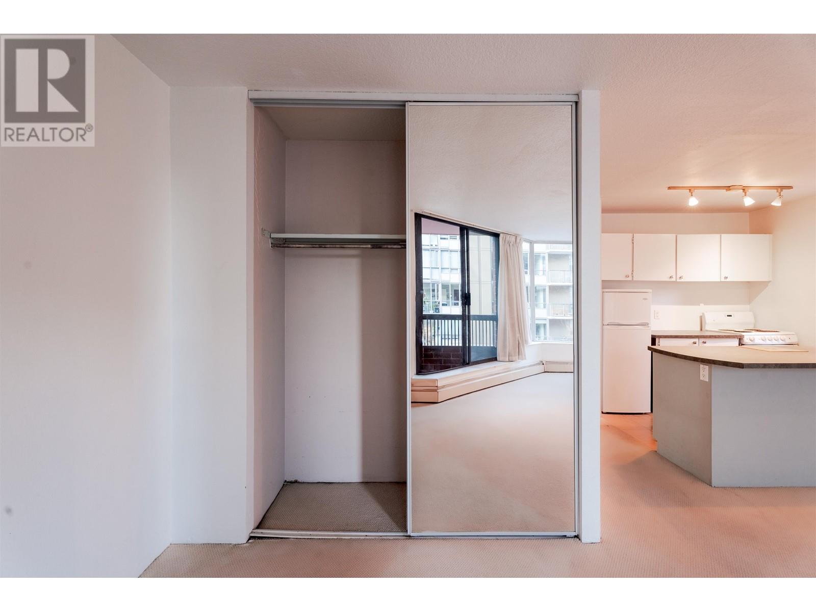 Listing Picture 7 of 16 : 601 1333 HORNBY STREET, Vancouver / 溫哥華 - 魯藝地產 Yvonne Lu Group - MLS Medallion Club Member