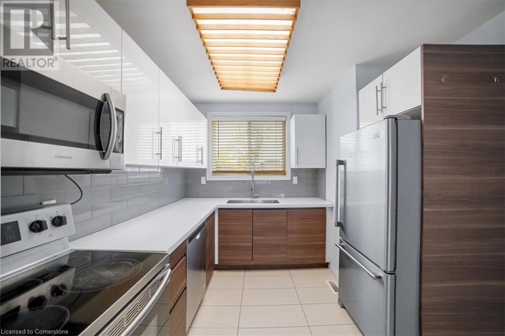 120 Quigley Road Unit# 22, Hamilton, Ontario  L8K 6L4 - Photo 6 - 40674744