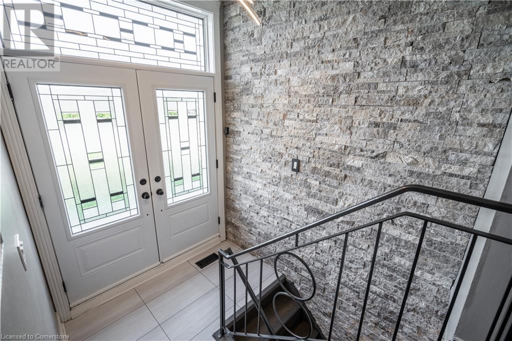 71 Fielding Crescent, Hamilton, Ontario  L8V 2P3 - Photo 3 - 40654996