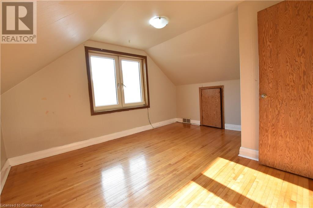 238 Lowther Street N, Cambridge, Ontario  N3H 1Y1 - Photo 33 - 40667108