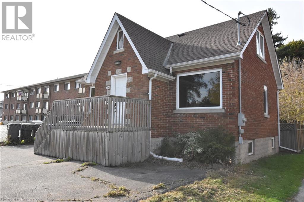 238 Lowther Street N, Cambridge, Ontario  N3H 1Y1 - Photo 4 - 40667108