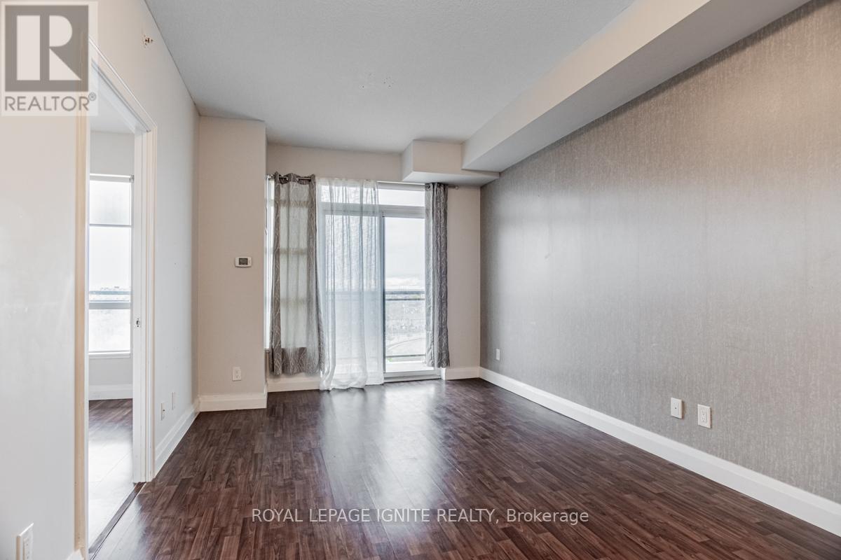 806 - 840 Queens Plate Drive, Toronto, Ontario  M9W 0E7 - Photo 13 - W10410271