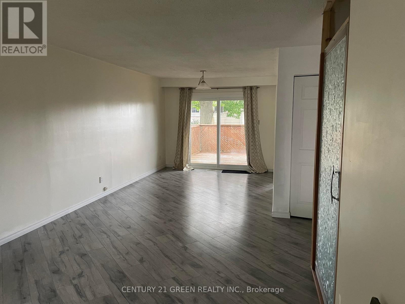MAIN - 6 WALL COURT, barrie (cundles east), Ontario