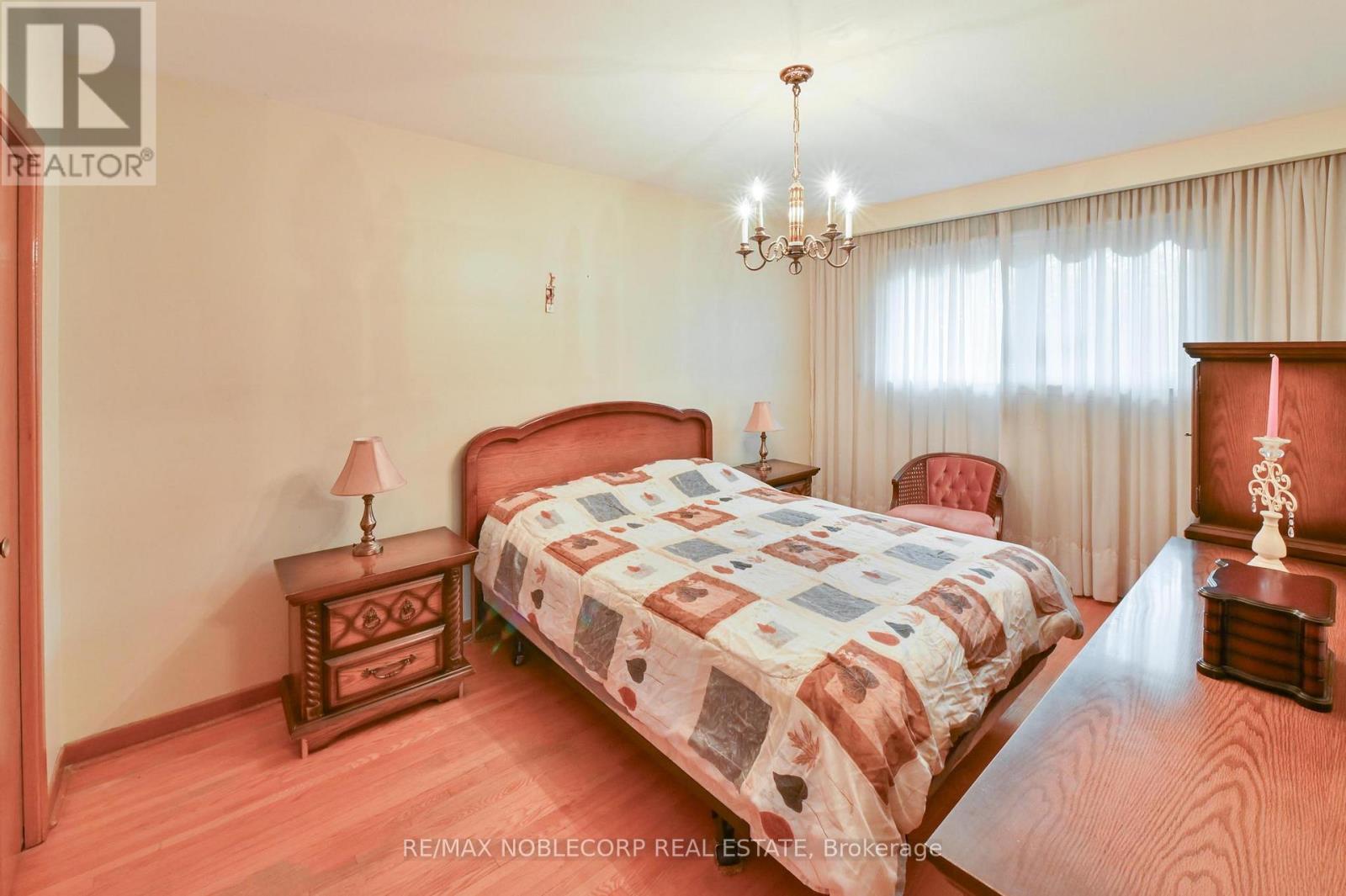 164 Derrydown Road, Toronto, Ontario  M3J 1R8 - Photo 21 - W10409203