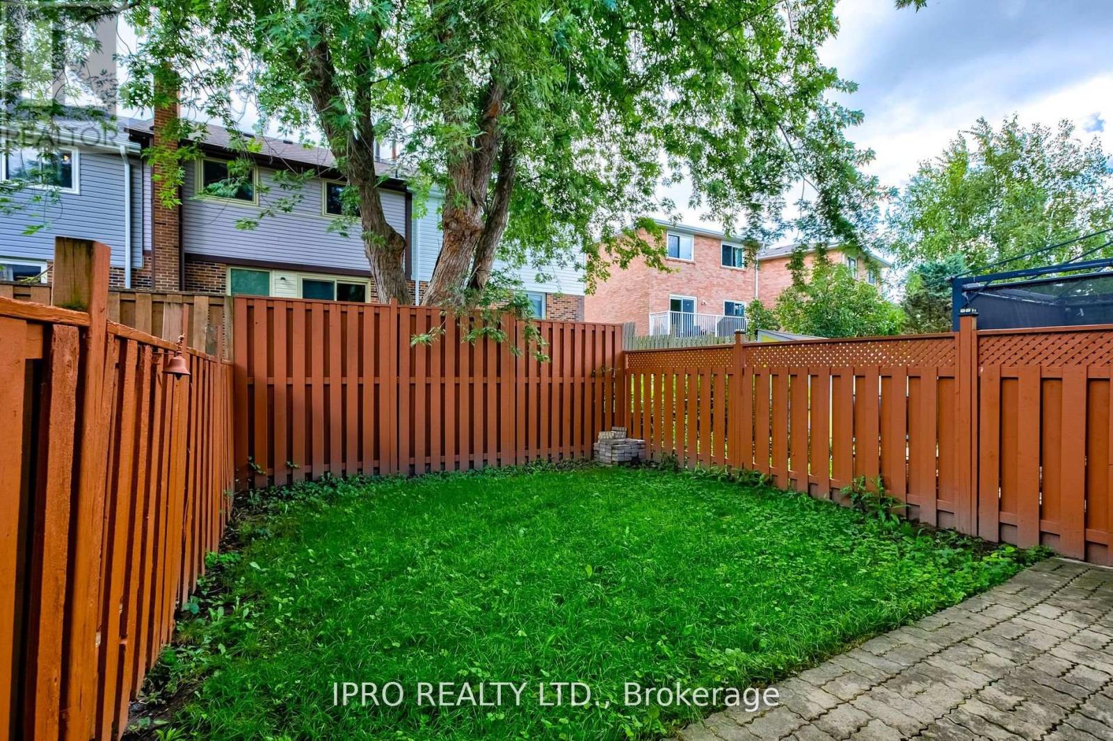 31 Barrington Crescent, Brampton, Ontario  L6Z 1N2 - Photo 32 - W10409590