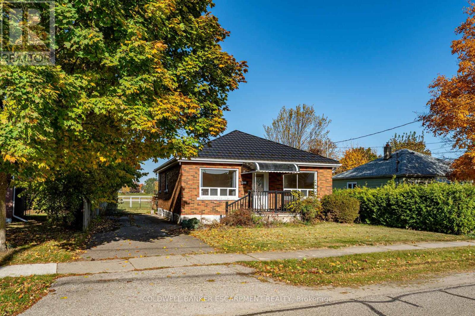 337 Peel Street, Halton Hills, Ontario  L7J 1M9 - Photo 16 - W10409665