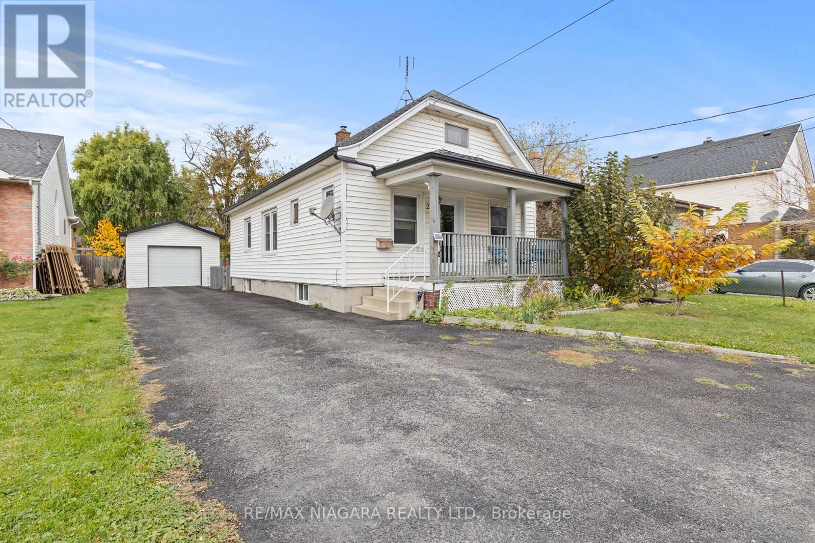 259 Niagara Street, St. Catharines, Ontario  L2M 4V5 - Photo 3 - X10409966