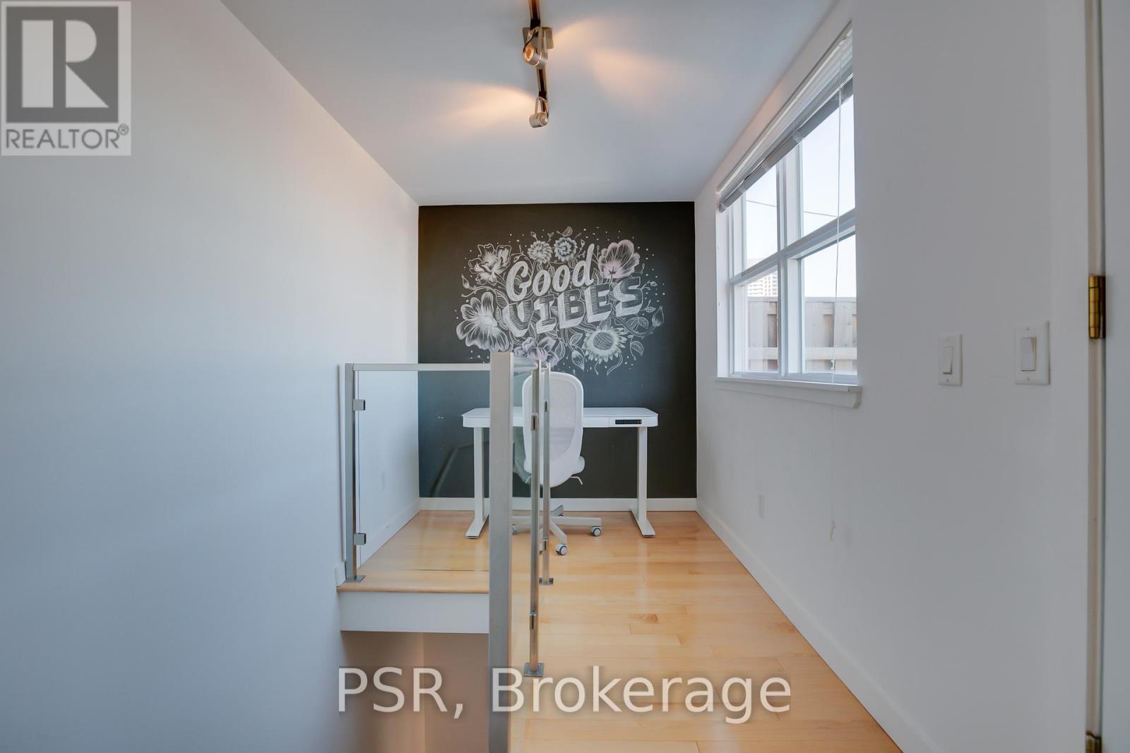 3 - 1392 Bloor Street W, Toronto, Ontario  M6P 4H6 - Photo 17 - W10410574