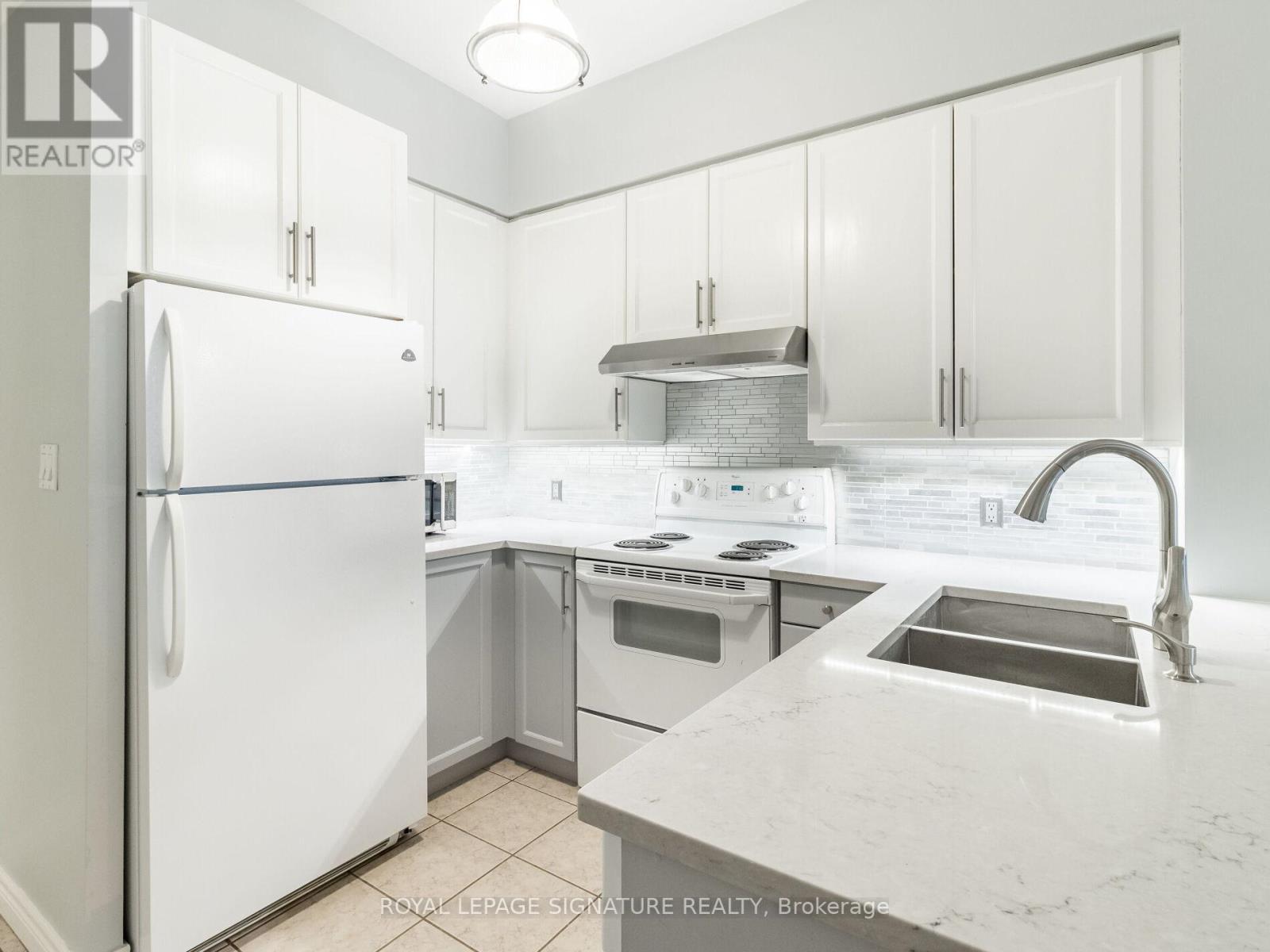 203 - 55 Bloor Street E, Toronto, Ontario  M4W 3W6 - Photo 6 - C10410677