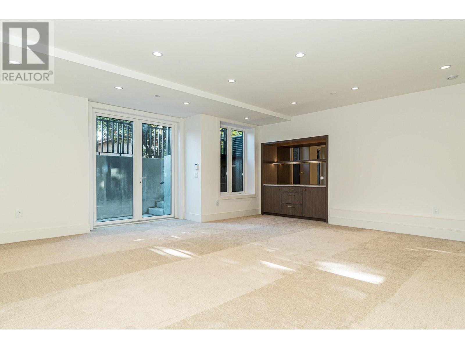 1718 W 61st Avenue, Vancouver, British Columbia  V6P 2C3 - Photo 31 - R2942264