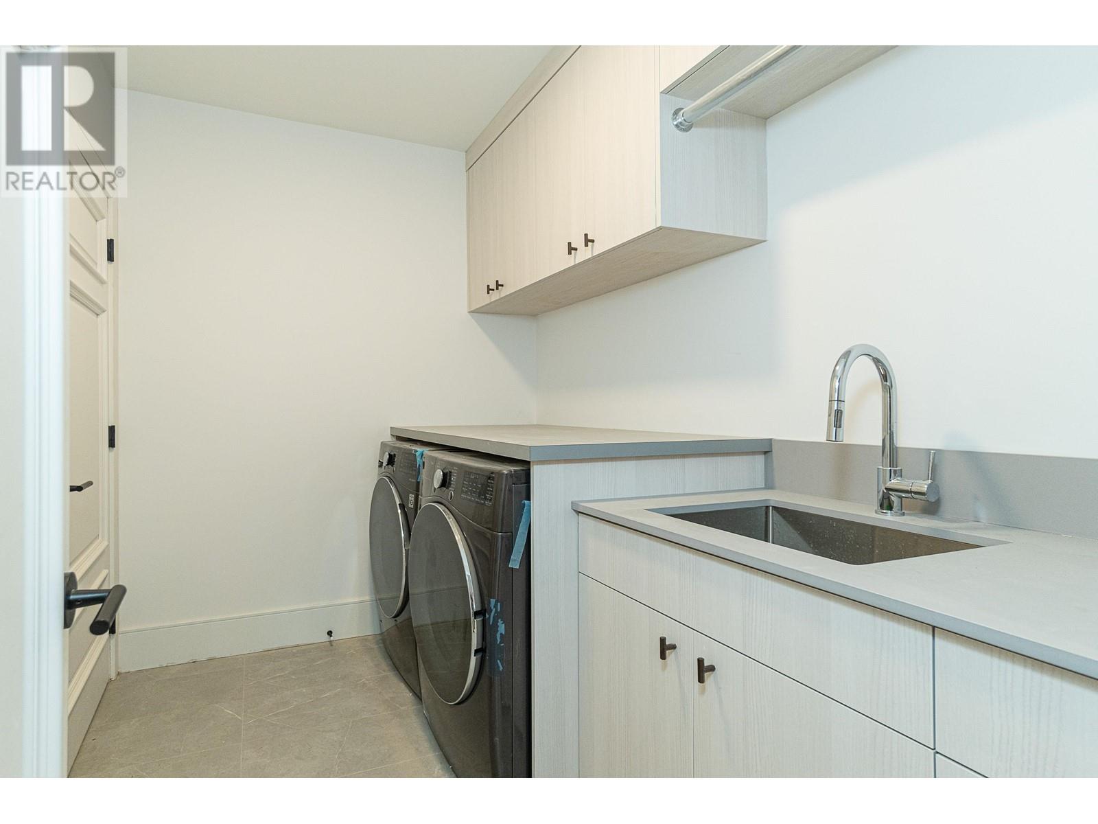 1718 W 61st Avenue, Vancouver, British Columbia  V6P 2C3 - Photo 34 - R2942264