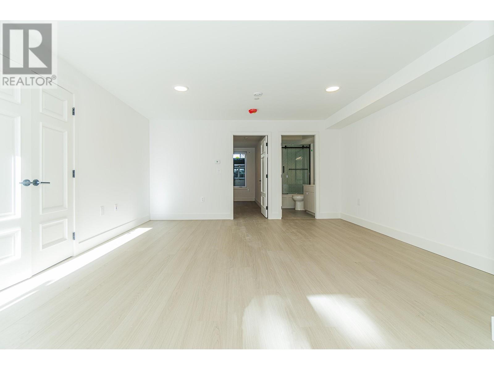 1718 W 61st Avenue, Vancouver, British Columbia  V6P 2C3 - Photo 37 - R2942264