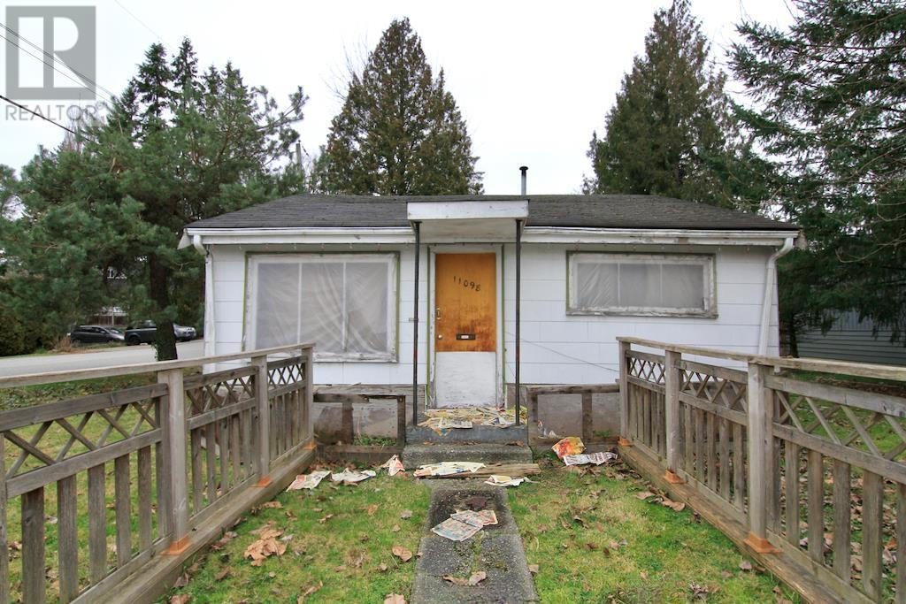 Property at 11098 PRINCESS STREET image 5