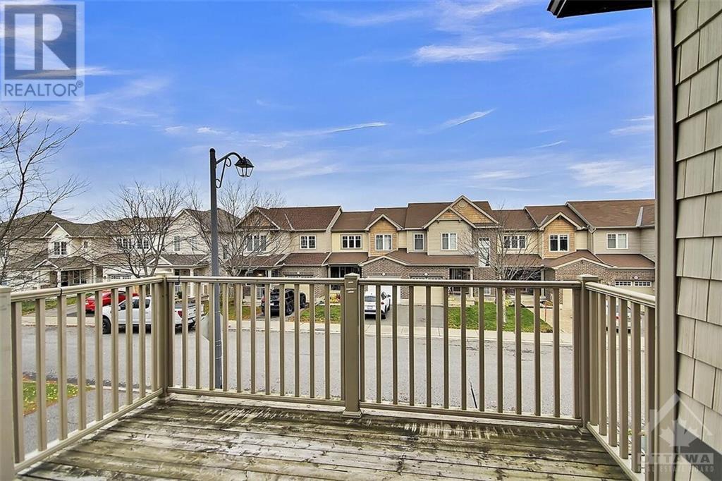 914 MESSOR CRESCENT Stittsville