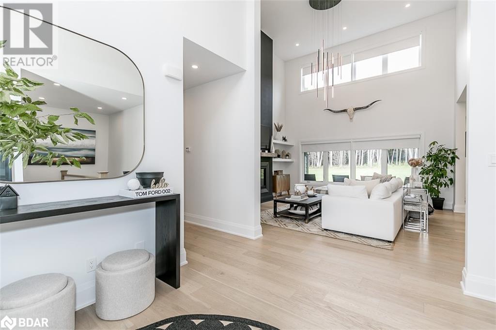 Property at 7 CLEVELAND Court image 3