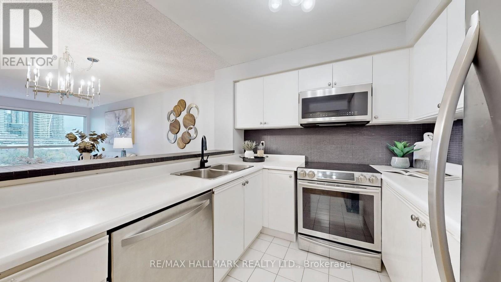 811 - 2261 Lakeshore Boulevard W, Toronto, Ontario  M8V 3X1 - Photo 14 - W10411747