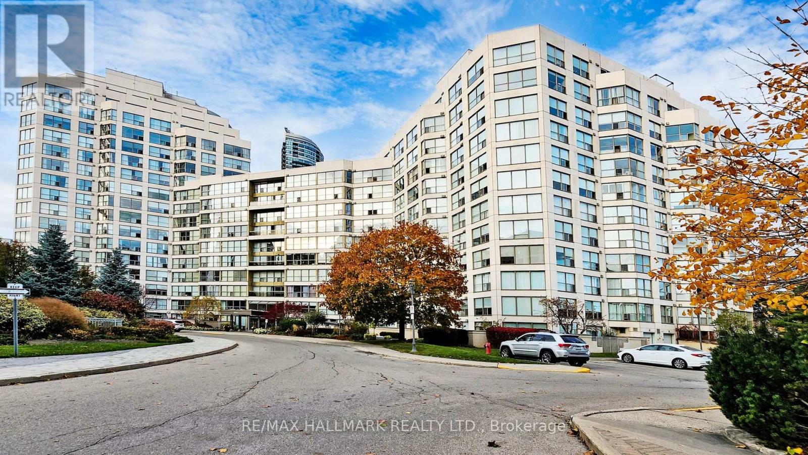 811 - 2261 Lakeshore Boulevard W, Toronto, Ontario  M8V 3X1 - Photo 4 - W10411747