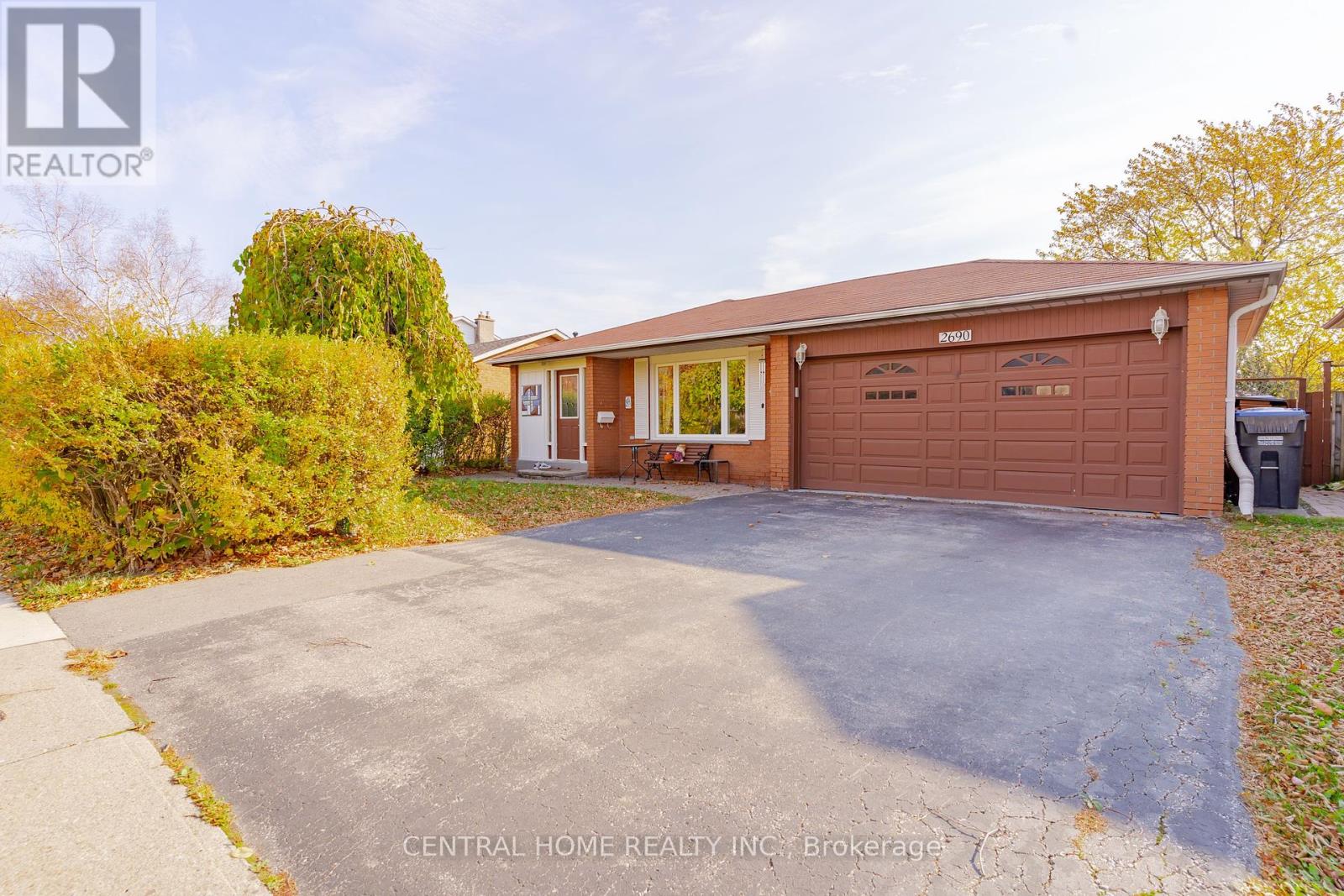 2690 Constable Road, Mississauga, Ontario  L5J 1W4 - Photo 1 - W10411762