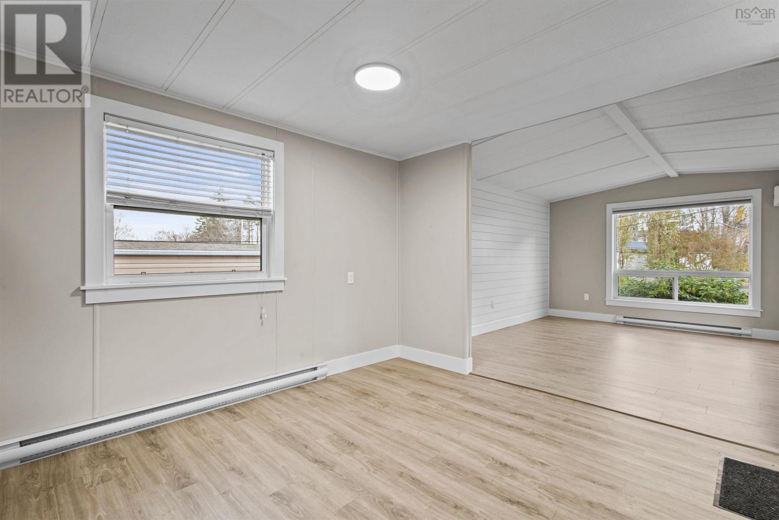 6 Hazel Street, Middle Sackville, Nova Scotia  B4E 1E4 - Photo 11 - 202426174