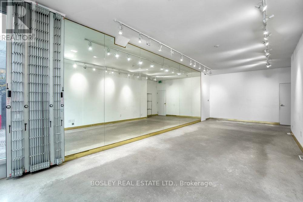 899 Dundas Street W, Toronto, Ontario  M6J 1V9 - Photo 2 - C10411784