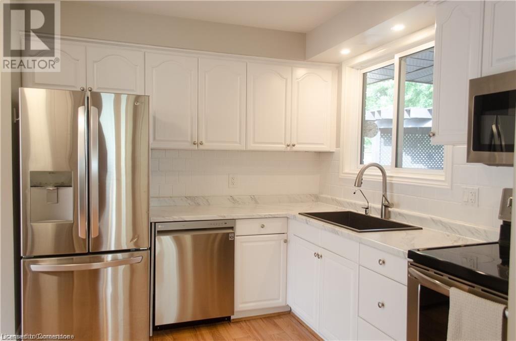 294 Good Street Unit# A, New Hamburg, Ontario  N3A 2H8 - Photo 3 - 40674137