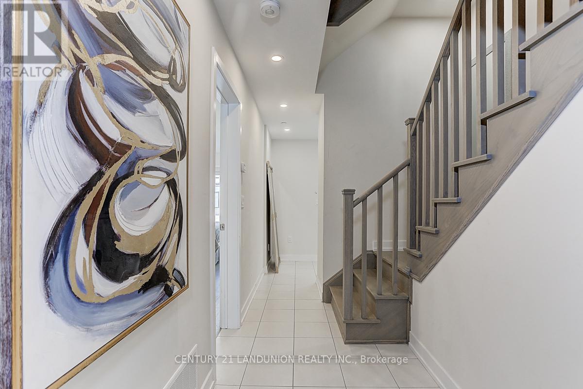 31 Ingersoll Lane, Richmond Hill, Ontario  L4E 1G9 - Photo 11 - N10410554