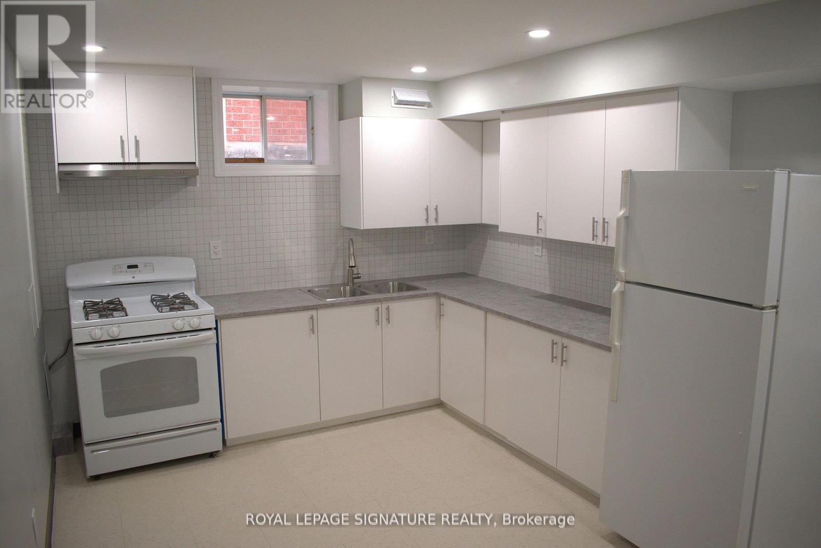 BSMT - 709 UPPER PARADISE ROAD, Hamilton, Ontario