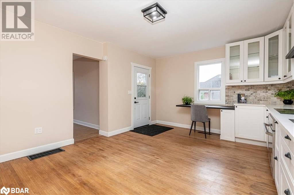 89 Douglas Street, Orillia, Ontario  L3V 5Y7 - Photo 11 - 40674392