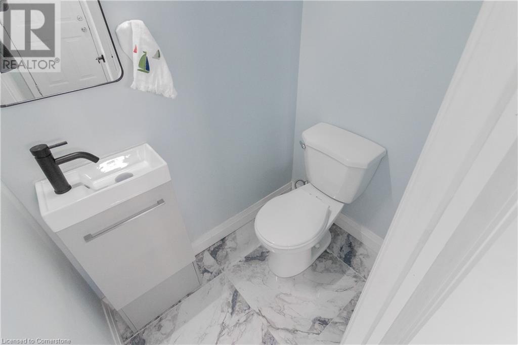 82 Shelby Avenue, Hamilton, Ontario  L8H 5L5 - Photo 12 - 40663244