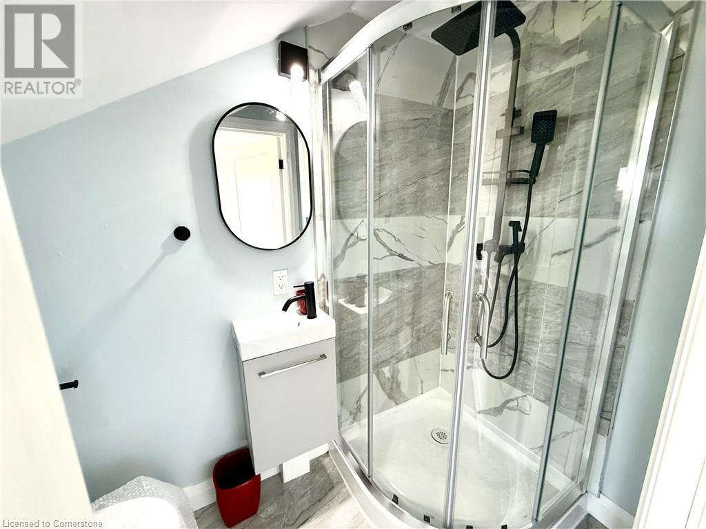 82 Shelby Avenue, Hamilton, Ontario  L8H 5L5 - Photo 18 - 40663244