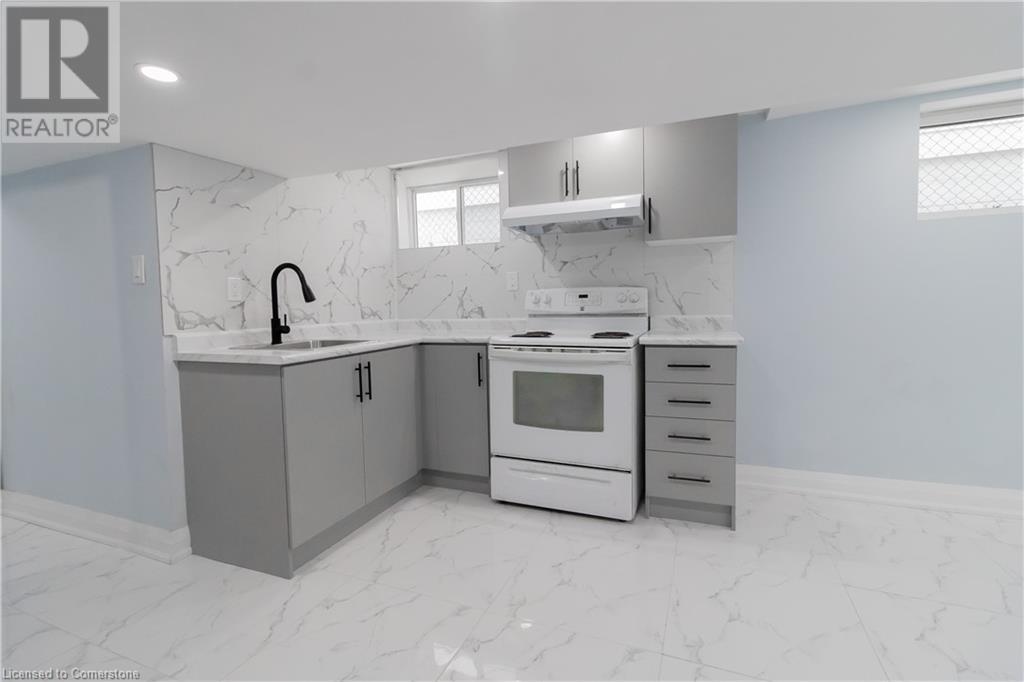 82 Shelby Avenue, Hamilton, Ontario  L8H 5L5 - Photo 26 - 40663244