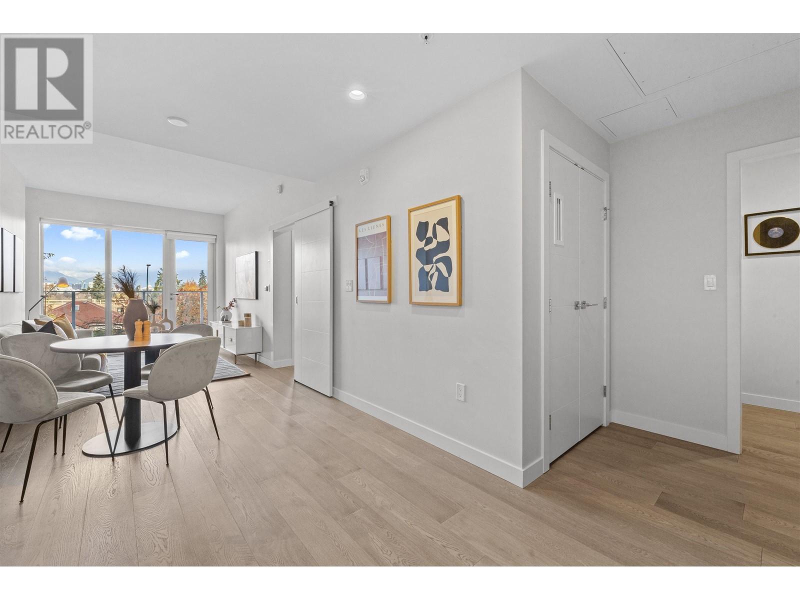 Listing Picture 8 of 23 : 206 528 W KING EDWARD AVENUE, Vancouver / 溫哥華 - 魯藝地產 Yvonne Lu Group - MLS Medallion Club Member