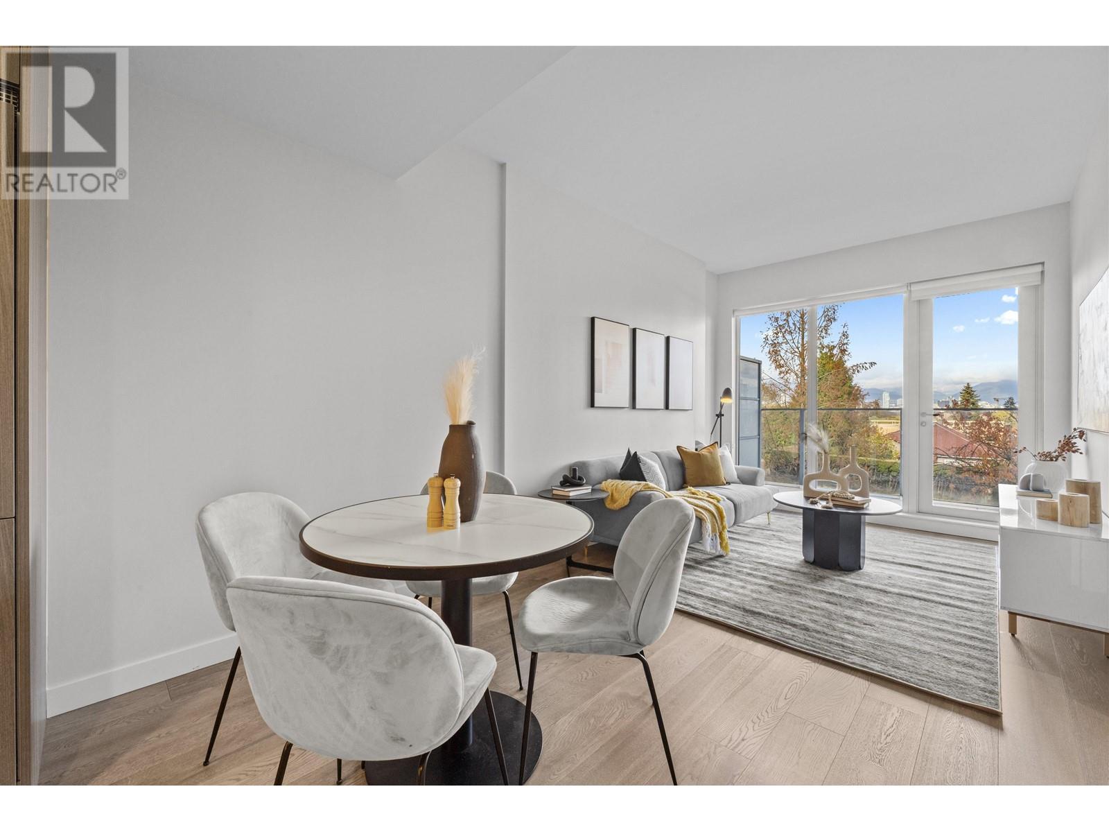 Listing Picture 13 of 23 : 206 528 W KING EDWARD AVENUE, Vancouver / 溫哥華 - 魯藝地產 Yvonne Lu Group - MLS Medallion Club Member