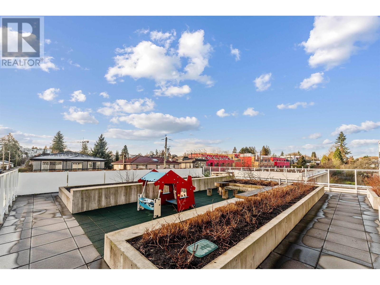 Listing Picture 21 of 23 : 206 528 W KING EDWARD AVENUE, Vancouver / 溫哥華 - 魯藝地產 Yvonne Lu Group - MLS Medallion Club Member