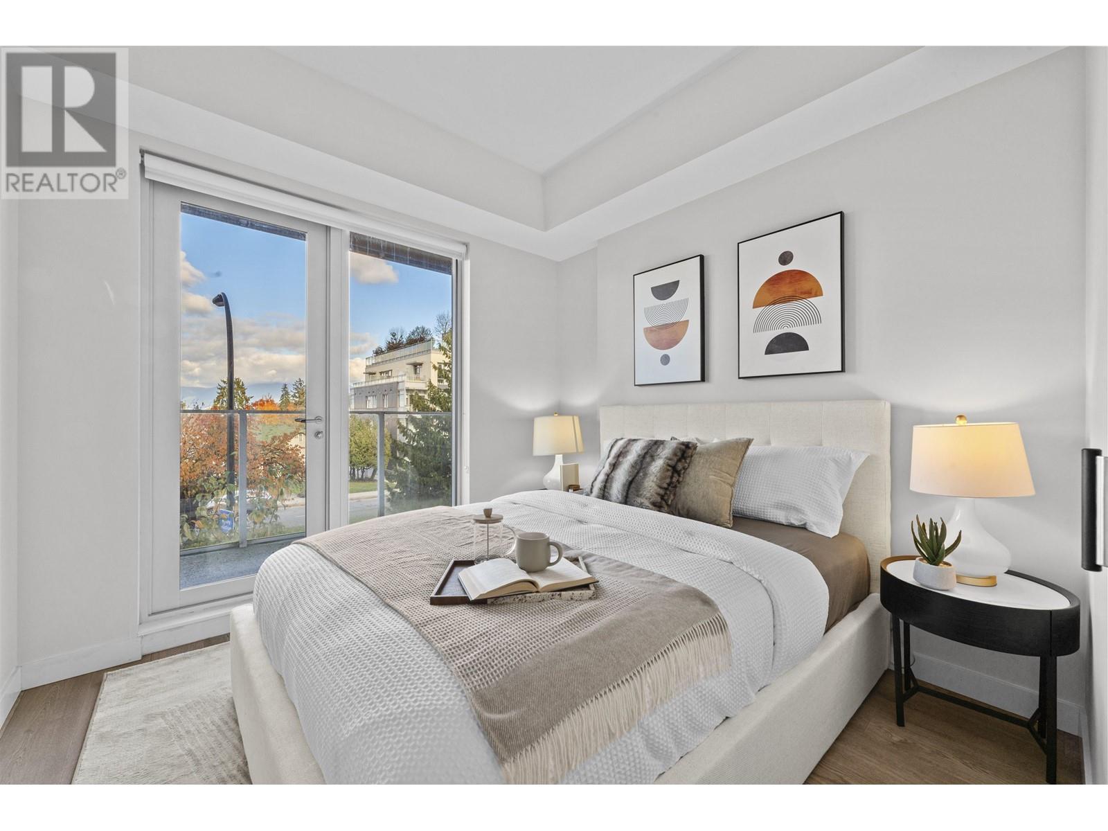 Listing Picture 4 of 23 : 206 528 W KING EDWARD AVENUE, Vancouver / 溫哥華 - 魯藝地產 Yvonne Lu Group - MLS Medallion Club Member