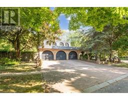 165 CAVENDISH Court, Oakville, Ontario