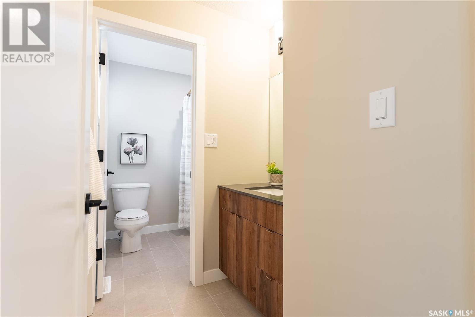 907 Traeger Manor, Saskatoon, Saskatchewan  S7V 1R3 - Photo 30 - SK987748