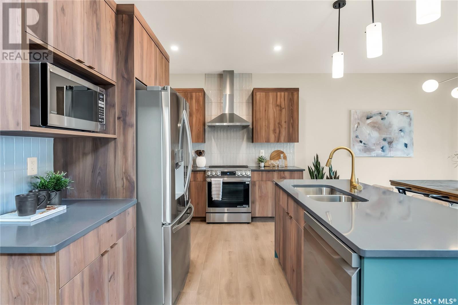 907 Traeger Manor, Saskatoon, Saskatchewan  S7V 1R3 - Photo 6 - SK987748