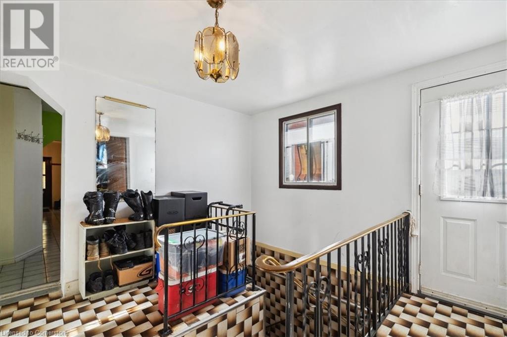 63 Clyde Street, Hamilton, Ontario  L8L 5R5 - Photo 14 - 40672790