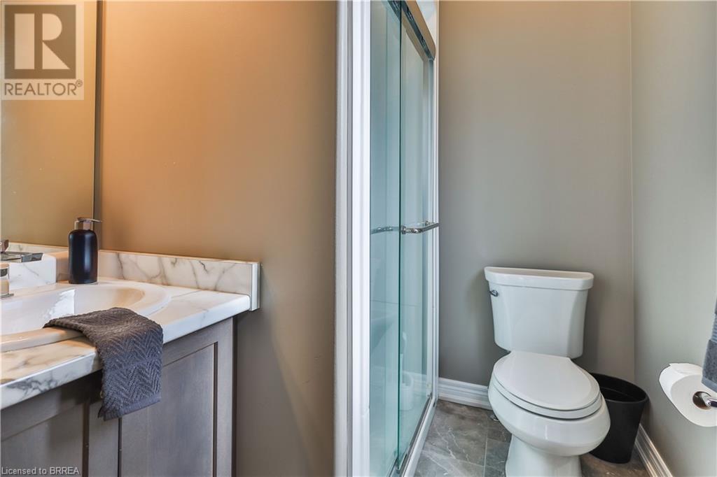 11 Tucker Street, Thorold, Ontario  L2V 0G3 - Photo 12 - 40675005